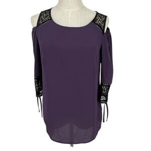 White House Black Market Purple Cold Shoulder Lace Trim Blouse Top Sz 2 Gothic